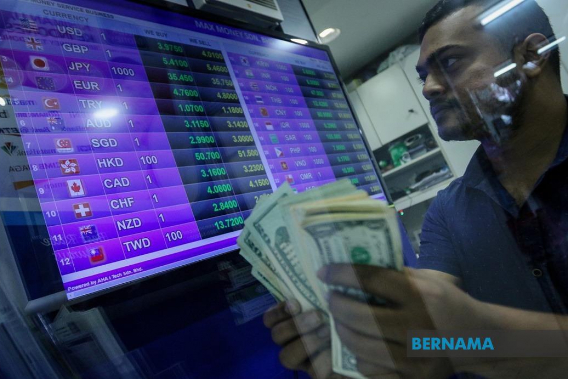 Ringgit ends slightly higher against US Dollar