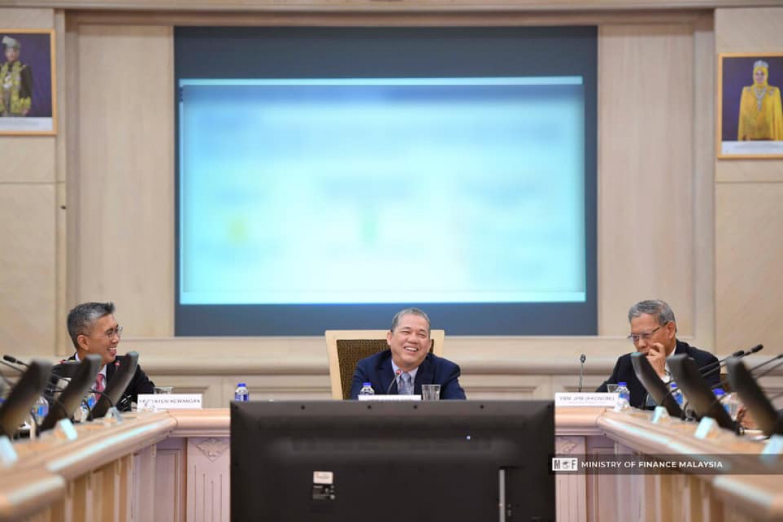 Mesyuarat Bersama YB Menteri Kanan (Kerja Raya) Dan YB Menteri Di