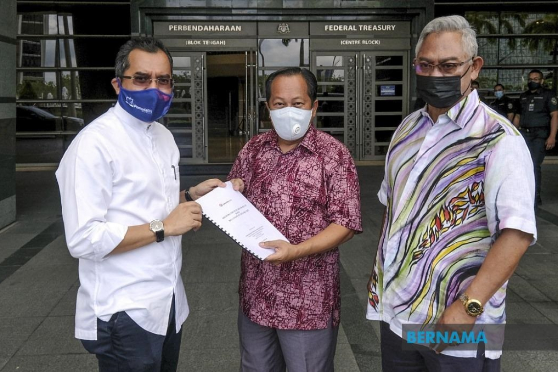 2021 Budget: EPF Account 1 Withdrawal, Targeted Moratorium Among UMNO's Proposals