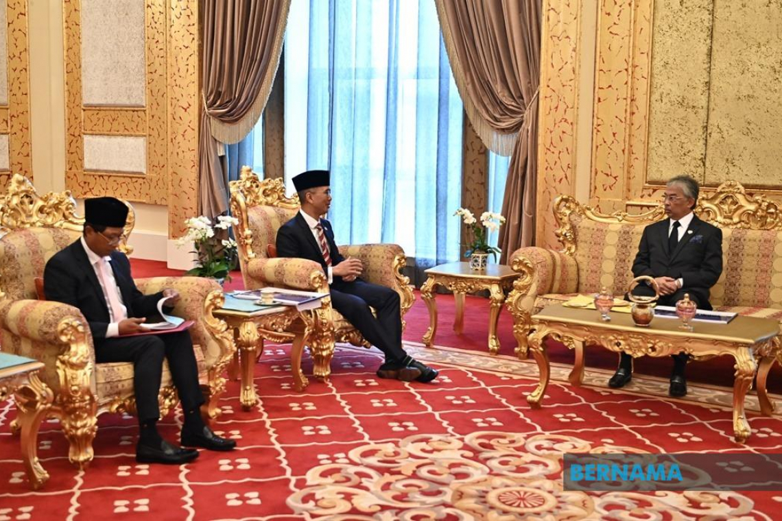 Bernama - Study Each Suggestion, Formulate Inclusive Budget, Says Agong