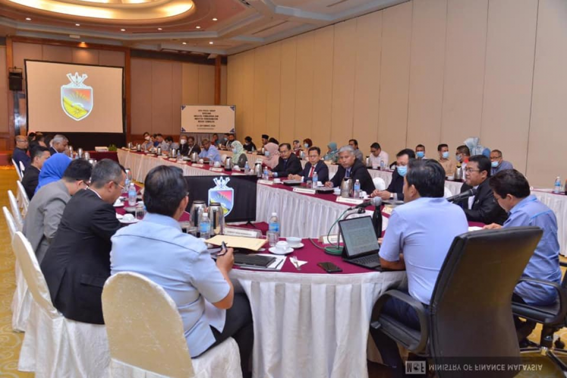 Sesi Focus Group Outreach Bagi Pemain Industri Pembuatan Dan Perkhidmatan 