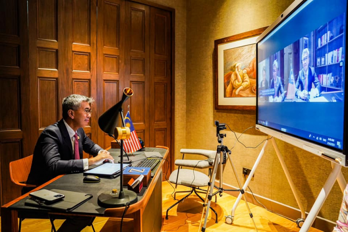 Sesi temu bual Menteri Kewangan di SquawBox Asia oleh CNBC