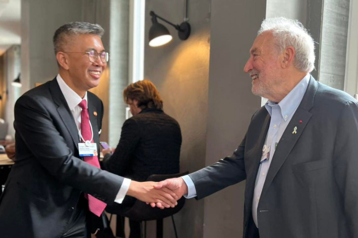 Sesi Pertemuan bersama Penerima Anugerah Nobel Dalam Bidang Ekonomi di Switzerland