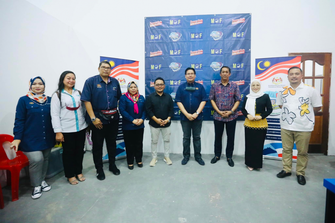 Perkhidmatan Komuniti Bergerak Sempena Program Penyerahan Bantuan Dana Peniaga Tempasuk, Kota Belud, Sabah