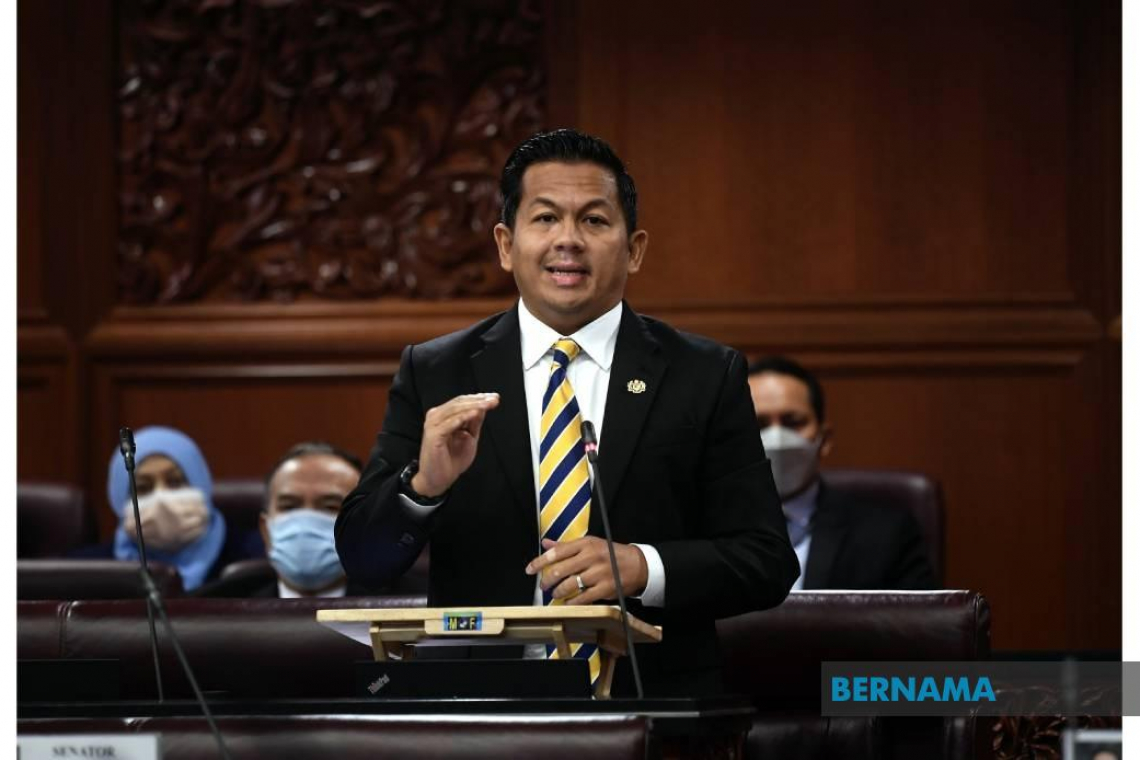 Kerajaan nilai keperluan levi pelepasan penuntut luar negara