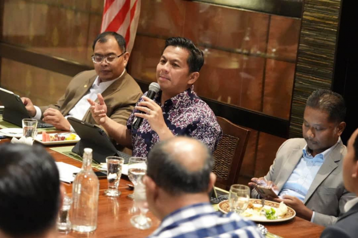 Sesi Pertemuan Bersama Para Mahasiswa