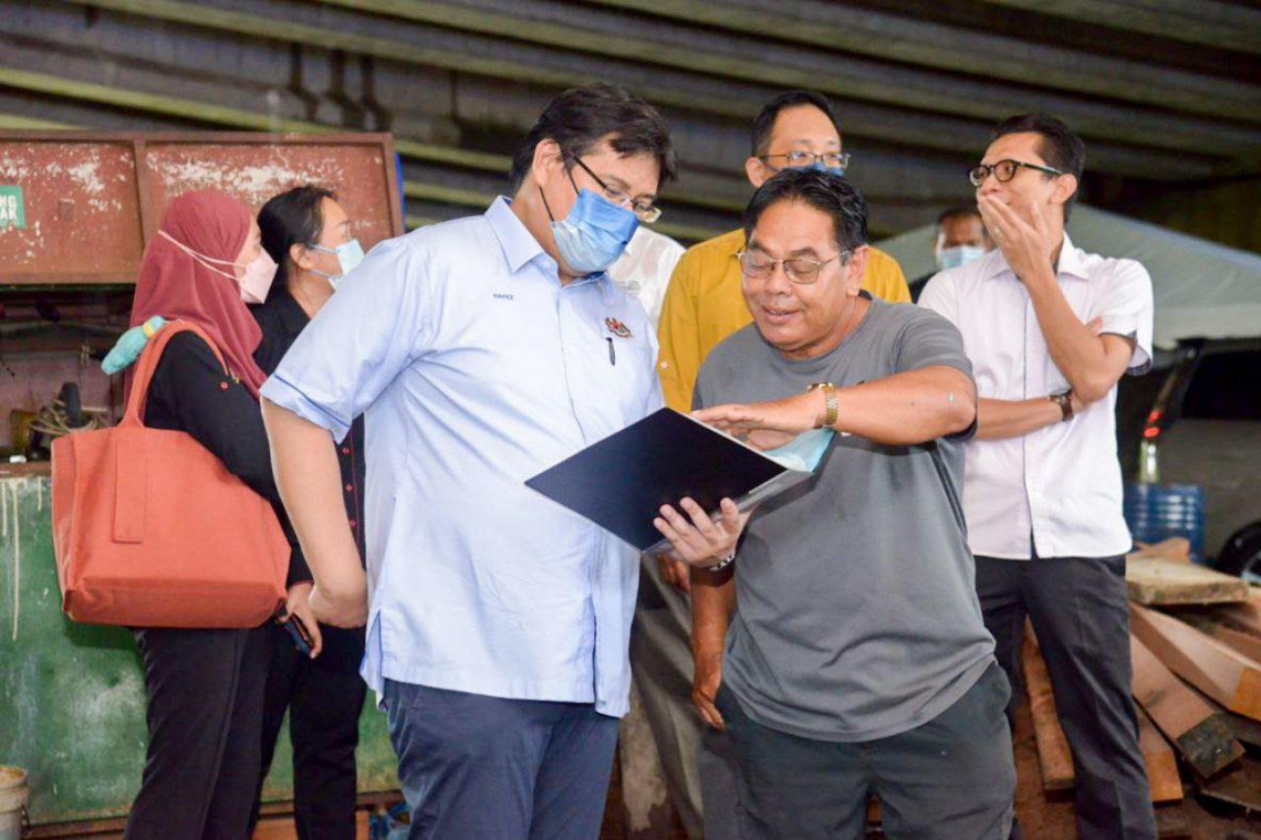 Sesi Turun Padang sempena Jelajah #Bajet2023 ke Industri Warisan Pembuatan Bot di Pulau Duyong, Terengganu