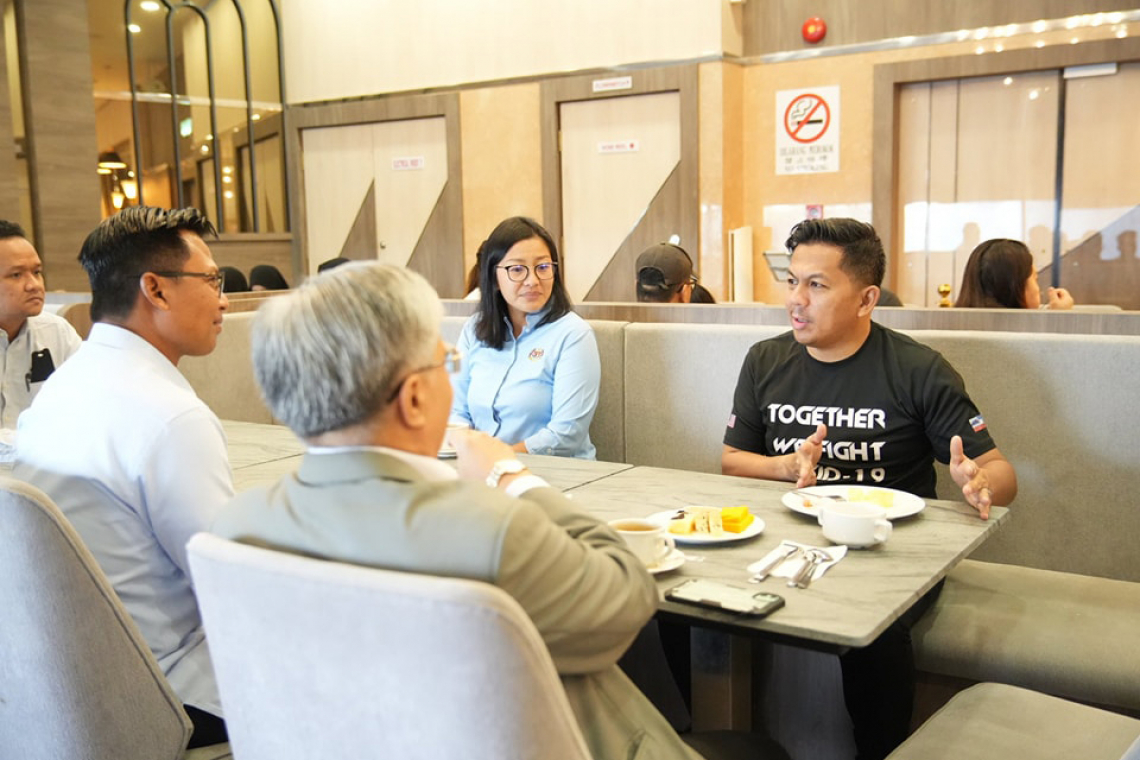 Sesi Pertemuan sempena Jelajah #Bajet2023 bersama Presiden UTS Sarawak