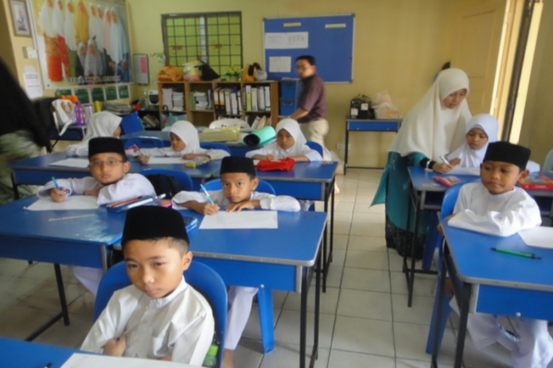 Budget 2023: KAFA teachers, imam, bilal, siak to receive special one-off RM500