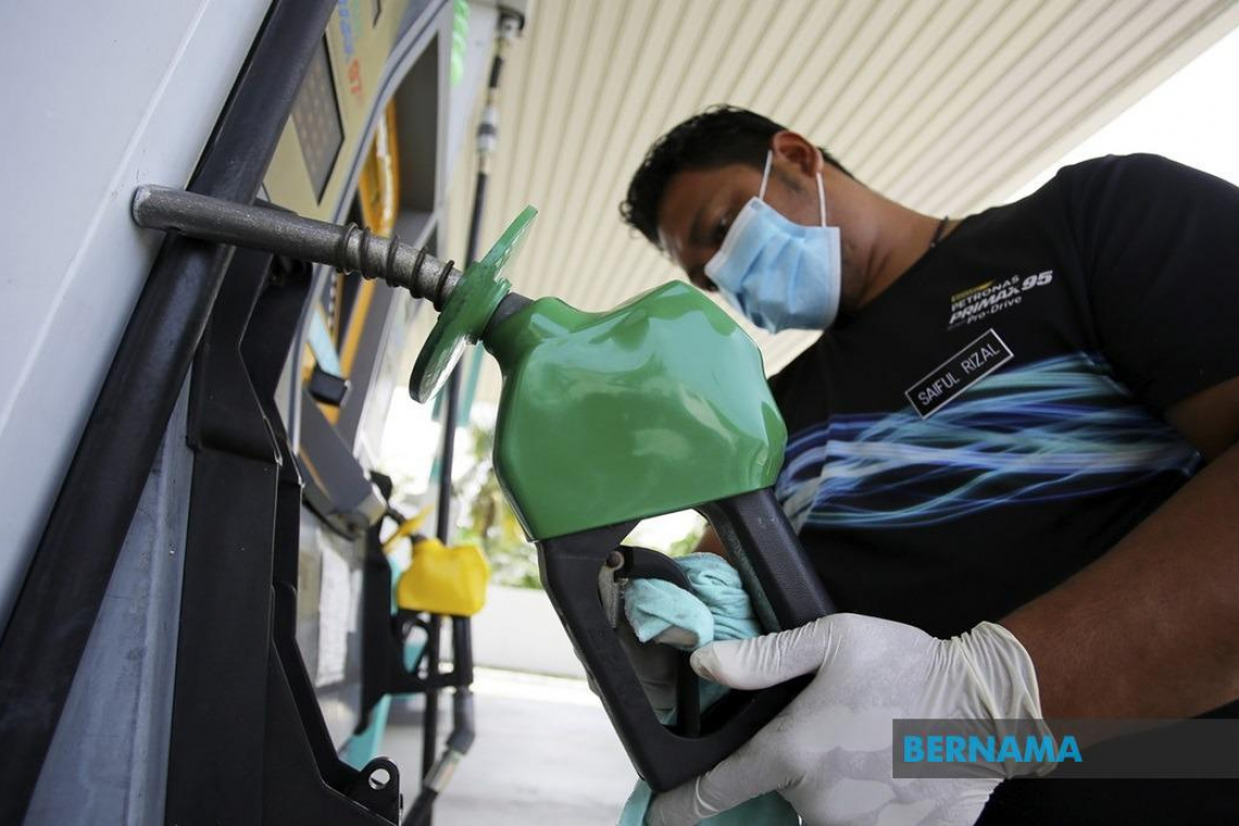 Prices of petrol, diesel remain unchanged