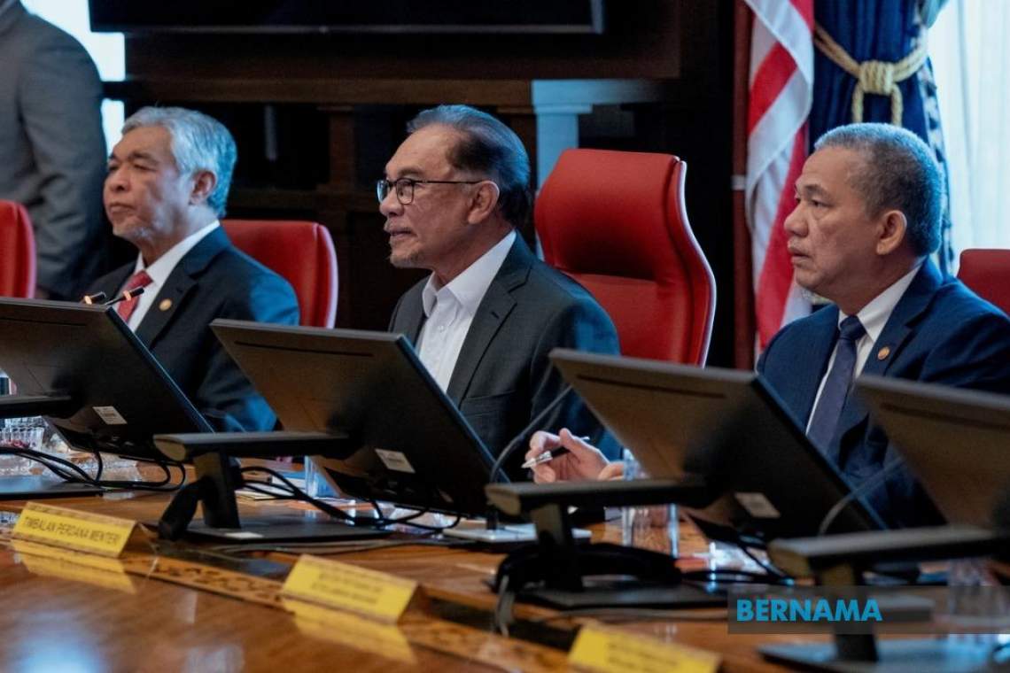 TPM Zahid fokus banjir, Fadilah MA63, Anwar kurangkan kekerapan cabutan nombor ramalan