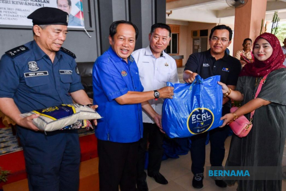 Govt agencies, GLCs urged to engage in CSR programmes to assist flood victims