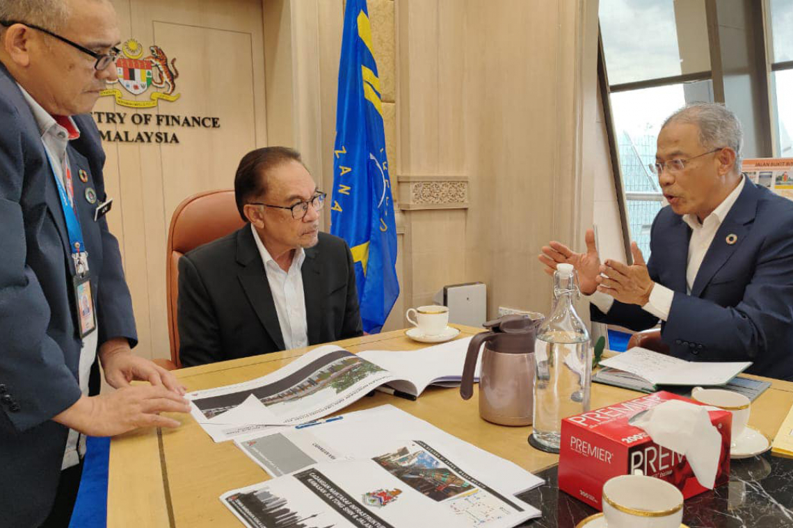 Sesi Perbincangan bersama DBKL