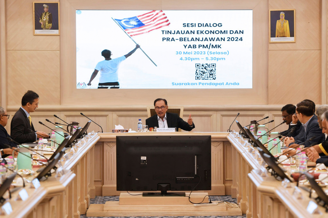 Kerajaan komited permudahkan aktiviti perniagaan, sokong pelaburan domestik – Anwar