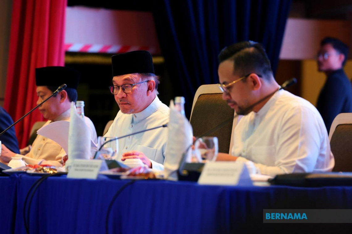 Pelatih industri di GLC, pejabat kerajaan terima elaun perantisan RM800