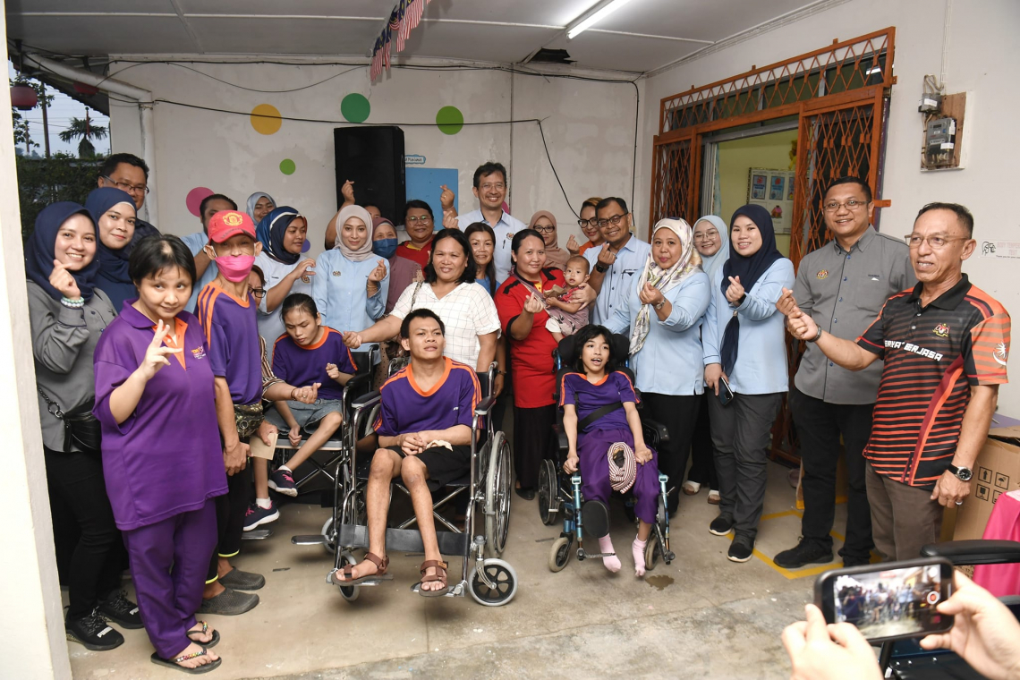 Sesi Lawatan Rasmi Ke Sabah