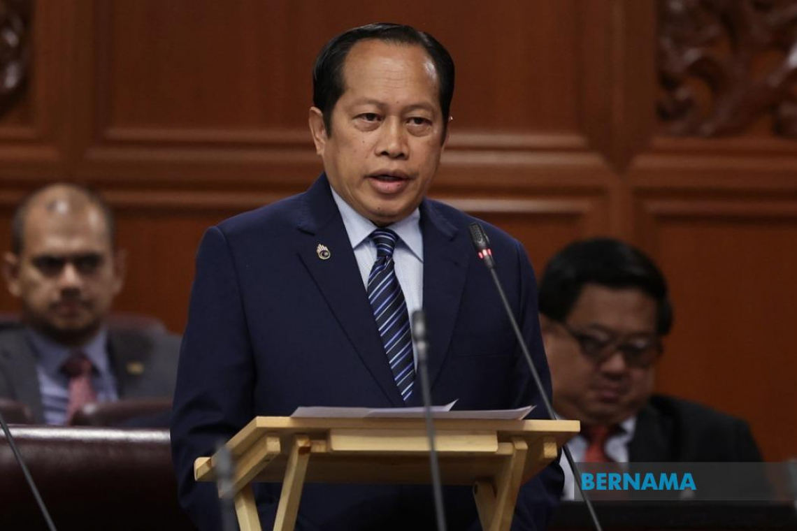 Need for finance &amp; entrepreneurship subject to increase literacy – Ahmad Maslan