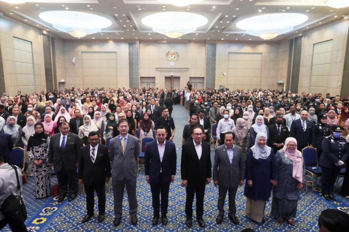 Perhimpunan Bulanan di Kompleks MOF, Putrajaya