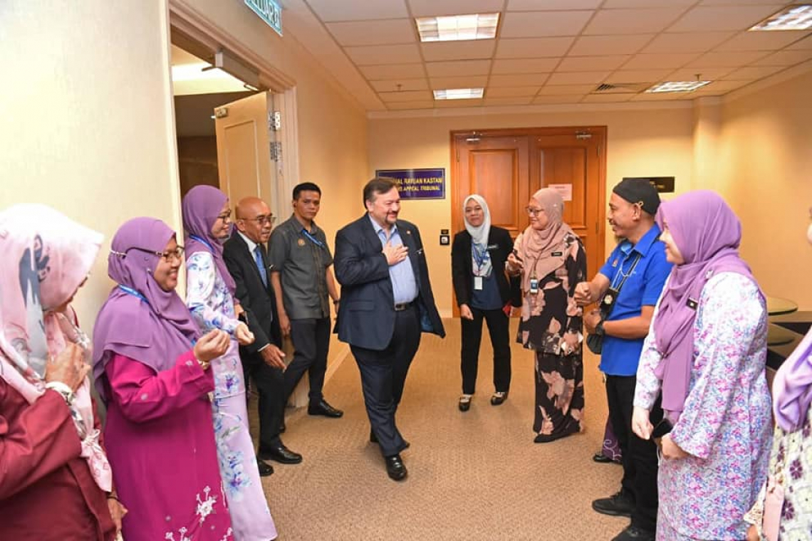 Sesi Walkabout ke Unit ADP