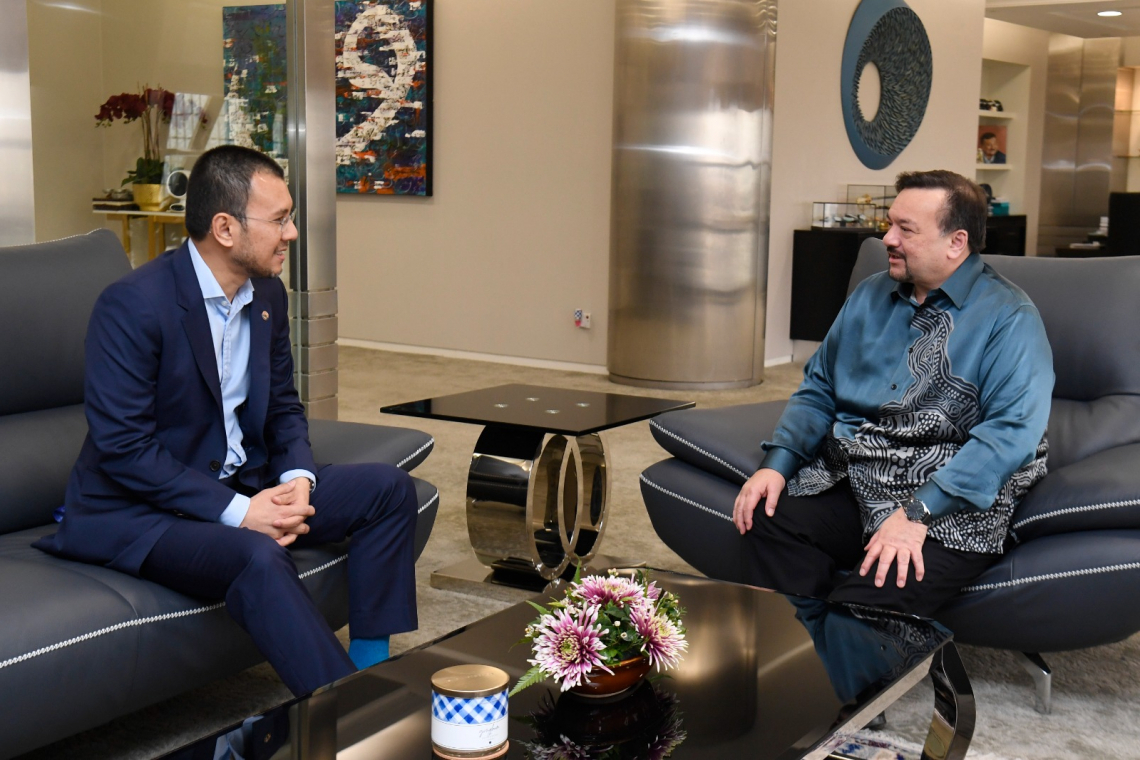 Sesi Kunjungan Hormat CEO KWSP ke MOF