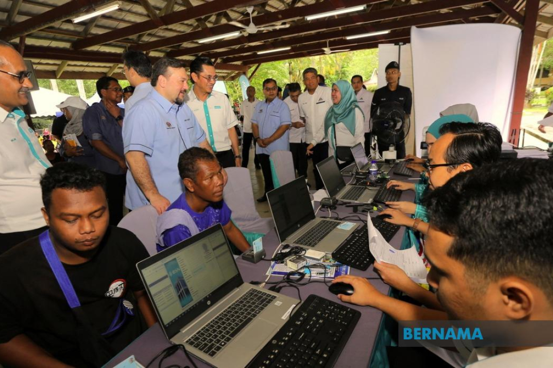 Dividend gap between Conventional, Shariah EPF savings decreasing – Amir Hamzah