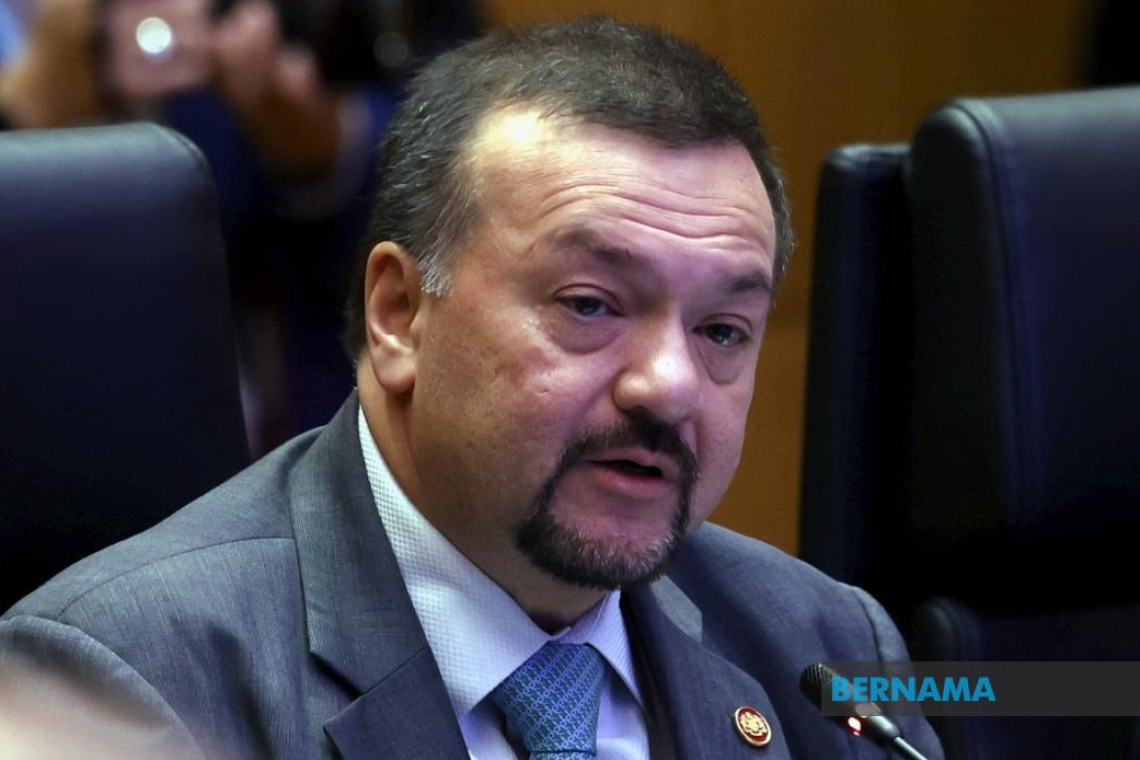 GLIC Laksana Dasar Gaji Kehidupan Untuk Semua Pekerja Tetap Warganegara Malaysia