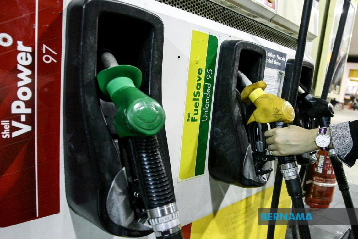 RON97, Diesel Prices Down Four Sen