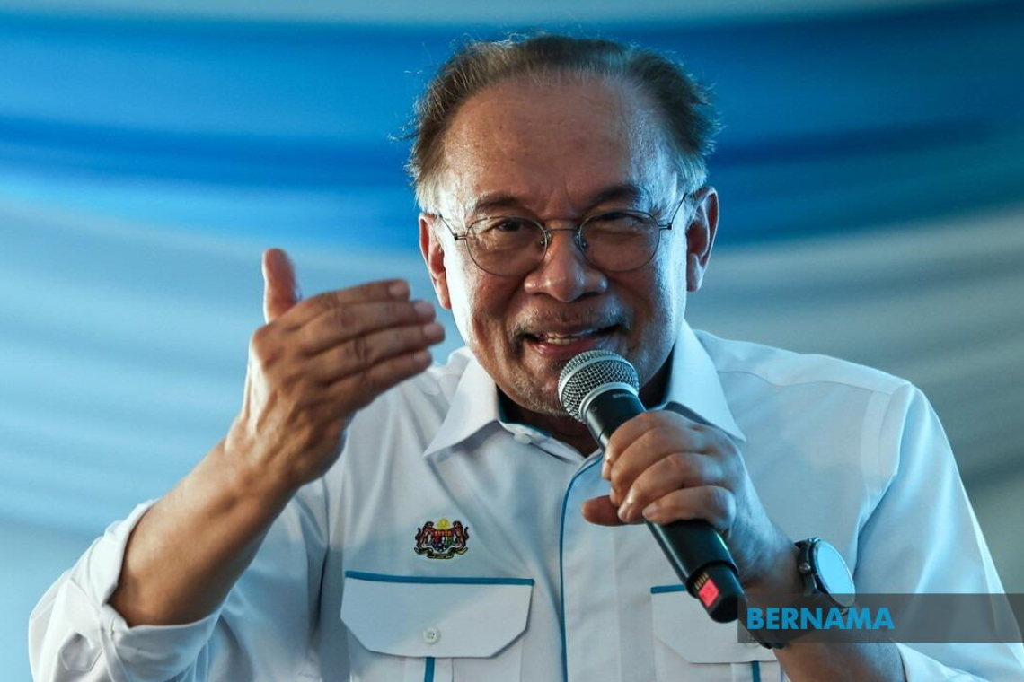 BUDI95: Pengiktirafan Kerajaan Terhadap Polis, Tentera Jaga Keselamatan Negara – Anwar