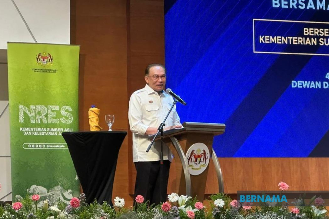 Bekalan Minyak Terjamin, Kenaikan Harga Terus Tekan Kewangan Negara - PM Anwar