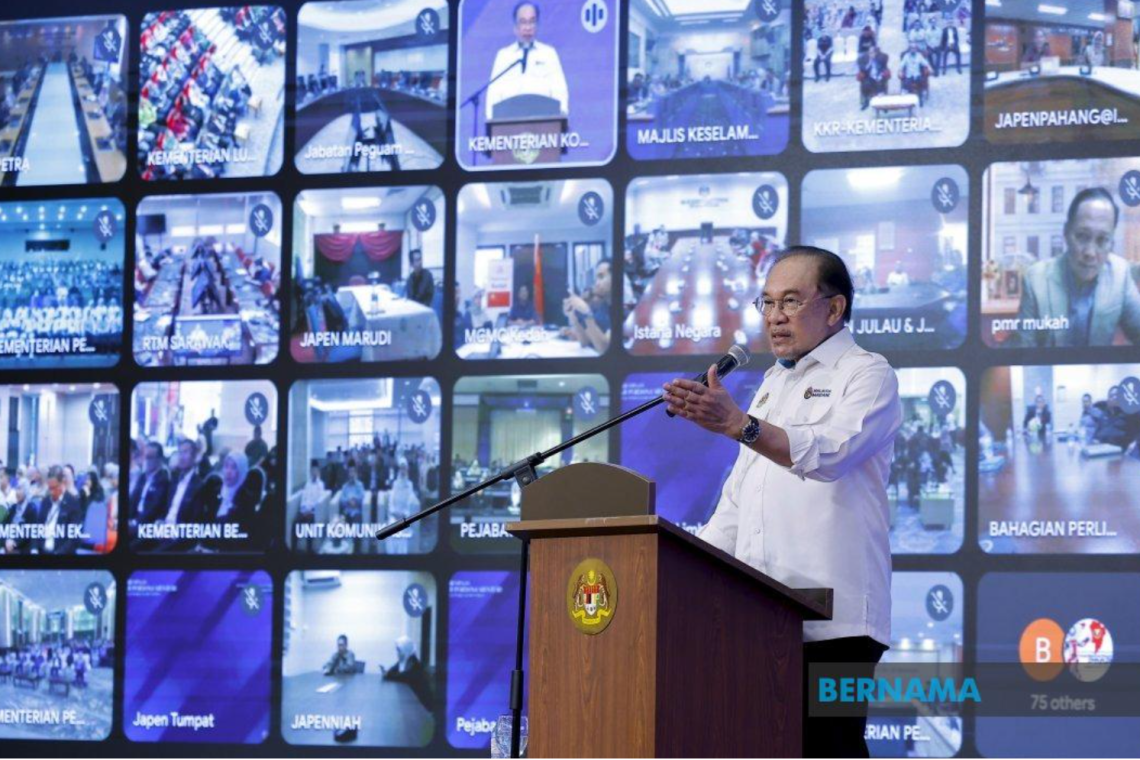 PM Anwar Bimbang Warga Asing Salah Guna Visa Jejas Peluang Pekerjaan Tempatan