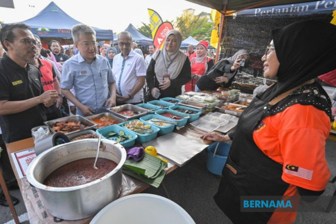 RM9.8 Bln Allocated To Expand Microfinancing For Small Traders- Liew