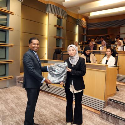 Program Lawatan Akademik ke MOF