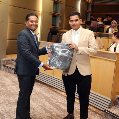 Program Lawatan Akademik ke MOF