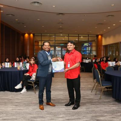 Sesi Lawatan Akademik ke MOF