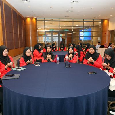 Sesi Lawatan Akademik Kelab Ekonomi, UKM ke MOF