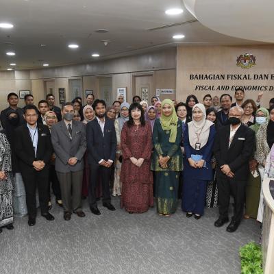 Sesi Walkabout Ke NBO & FED