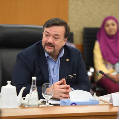 Sesi Walkabout ke Unit ADP