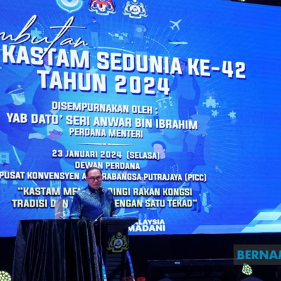 Anwar Confident JKDM Can Achieve Target Revenue Collection Of RM56 Billion This Year