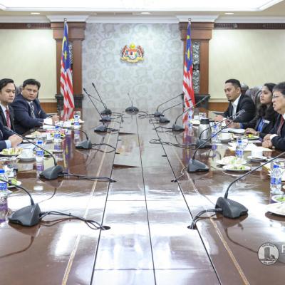 Sesi Kunjungan Hormat di Parlimen Malaysia