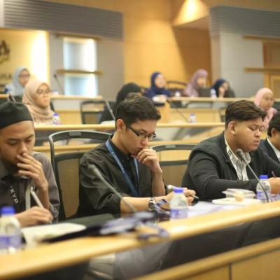 Lawatan Akademik oleh UIAM ke MOF