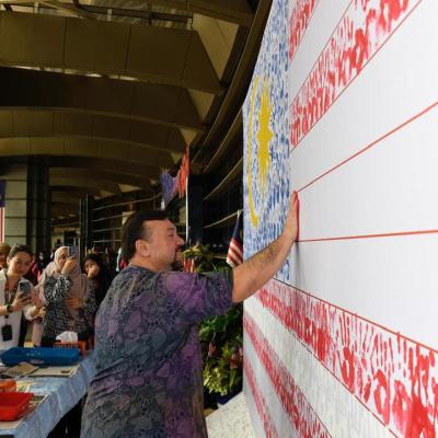 Program Capan Tangan Bendera sempena Program Semarak Jiwa Merdeka