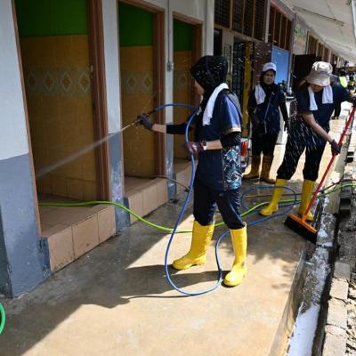 Sesi Turun Padang Meninjau Kerja-Kerja Pembersihan Banjir di Kedah