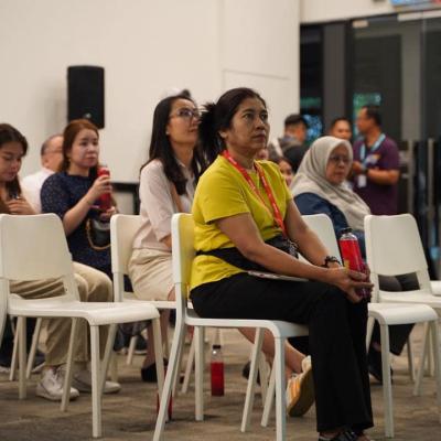 The Pocket Social Program