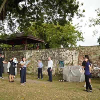 The Pocket Social Program