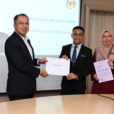 Sesi Penyerahan Surat Penempatan Praktikal 