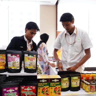 Local Exhibitor During ASEAN Finance & Central Bank Deputies Meeting – Working Group