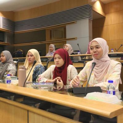 Sesi Lawatan Akademik Oleh UIAM ke MOF