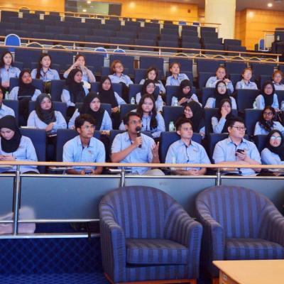 Sesi Lawatan Akademik Oleh UKM Ke MOF
