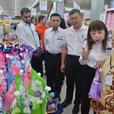 Program SARA MOF Bersama Penerima SARA Di Mydin Georgetown, Pulau Pinang