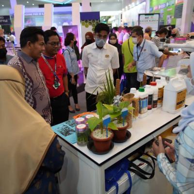 Sesi Turun Padang ke Agrotech Pavilion
